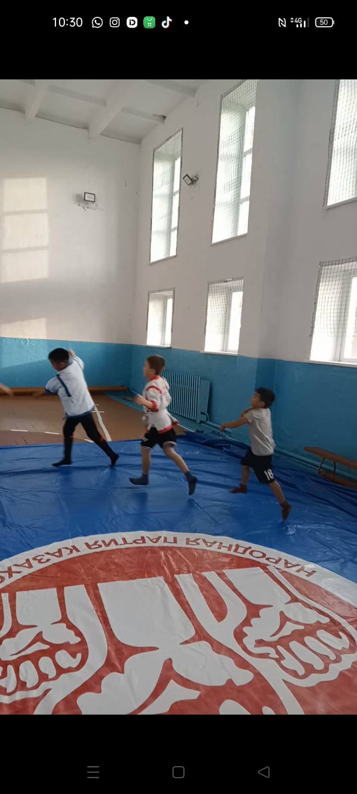 Қазақ күресі үйірмесі